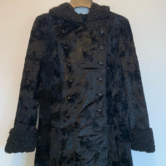 Vintage Saks 5th Ave Victorian Black Velvet Long Coat with Hood - Picture 4 of 14